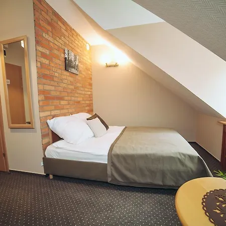 Hubertus & Restaurant & Horse Club ホリデーパーク Starogard Gdański