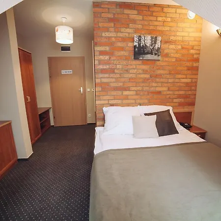 Kompleks wypoczynkowy Hubertus & Restaurant & Horse Club 3*