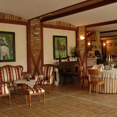Hubertus & Restaurant & Horse Club 3* Starogard Gdański
