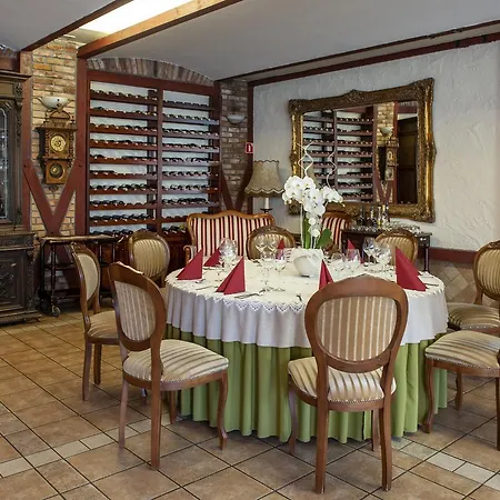 Hubertus & Restaurant & Horse Club 3* Starogard Gdański