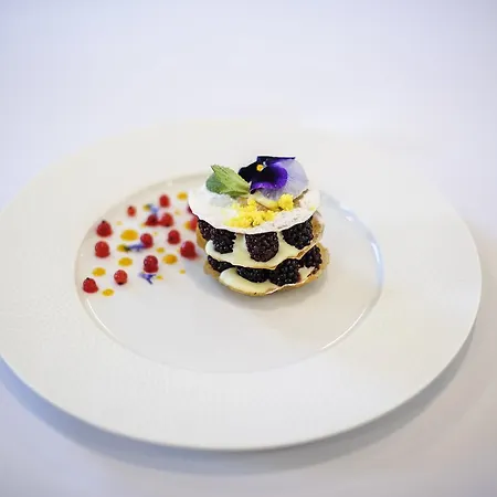 Hubertus & Restaurant & Horse Club 3*