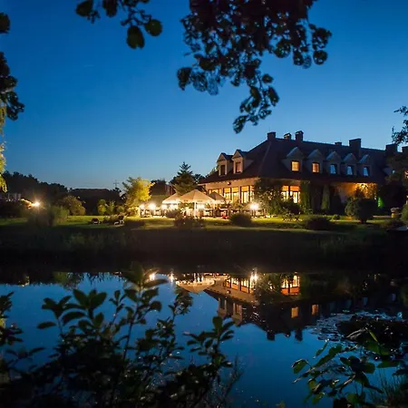 Hubertus & Restaurant & Horse Club Semesterpark 3*