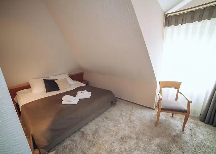 Hubertus & Restaurant & Horse Club Holiday park