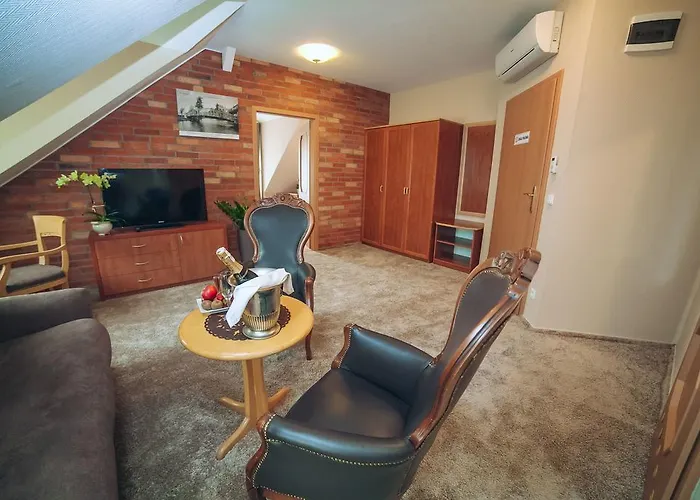 Hubertus & Restaurant & Horse Club 3* Starogard Gdanski